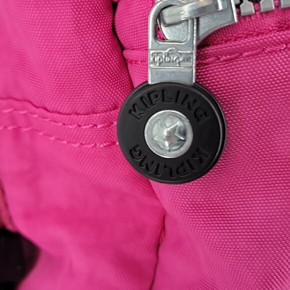 💗 Kipling Pink Messenger Bag w/ Monkey Charm – Cute, Lightweight & Ready to Go! - Picture 8 of 11